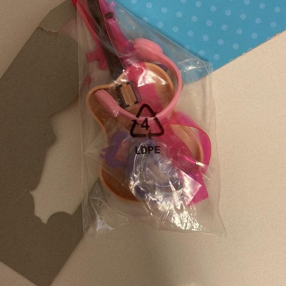 Barbie Musical Instruments Set 2014 - Picture 3 of 4